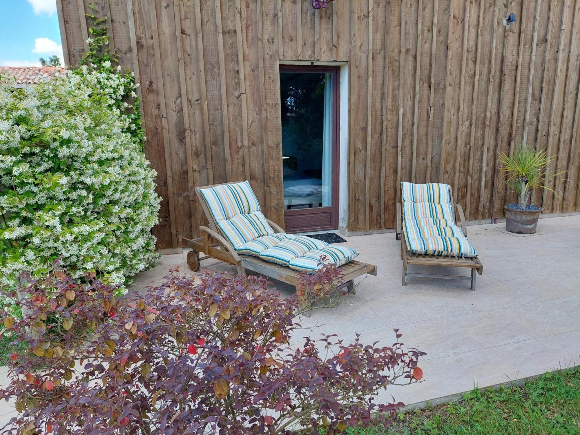 Gite Cosy Grand Confort Dans Un Ecrin De Verdure Agudelle Eksteriør bilde