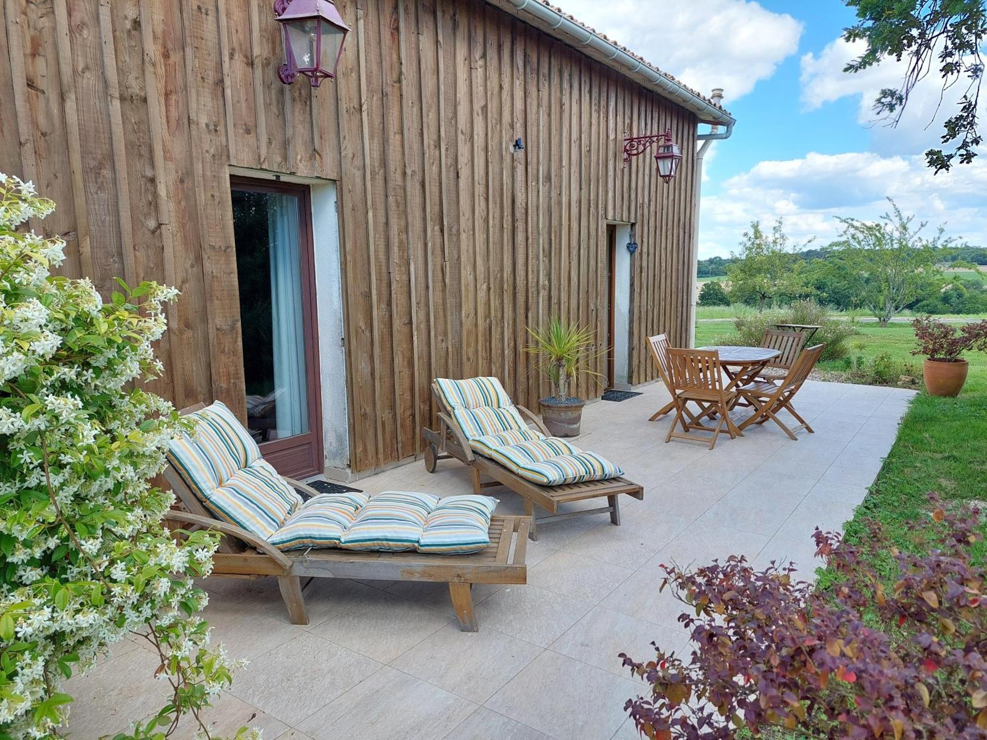 Gite Cosy Grand Confort Dans Un Ecrin De Verdure Agudelle Eksteriør bilde